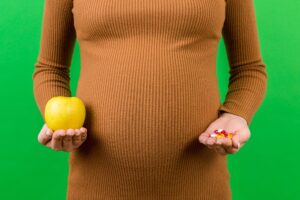 پرهیزات رژیم غذایی دوران بارداری